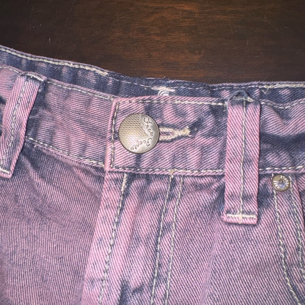 Free People We The Free Distressed Denim Cutoff Shorts Pink Purple Acid Wash 30 - Picture 3 of 6